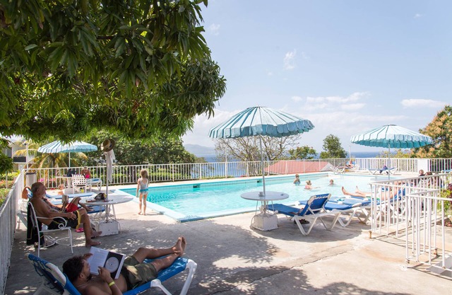 Sky View Beach Studio - Montego Bay Club