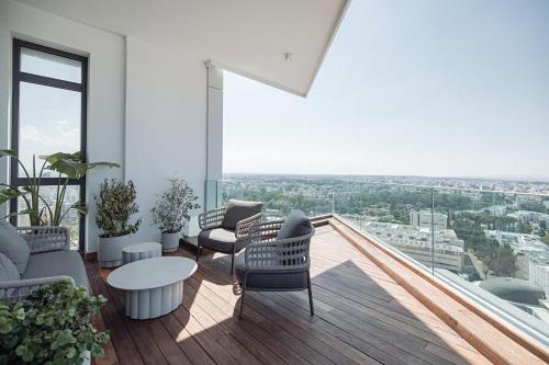 SkyHigh Park View Living