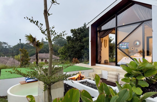 Skylake Villa