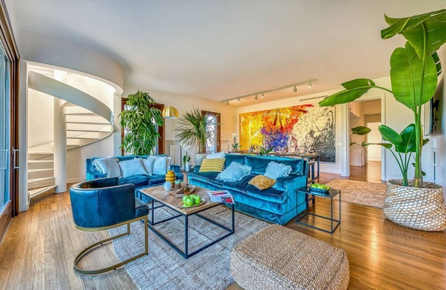 Skylife Sunshine Apartment