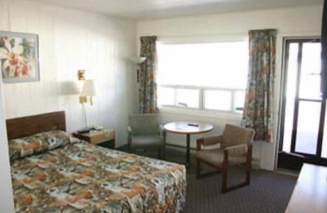 Skyline Motel