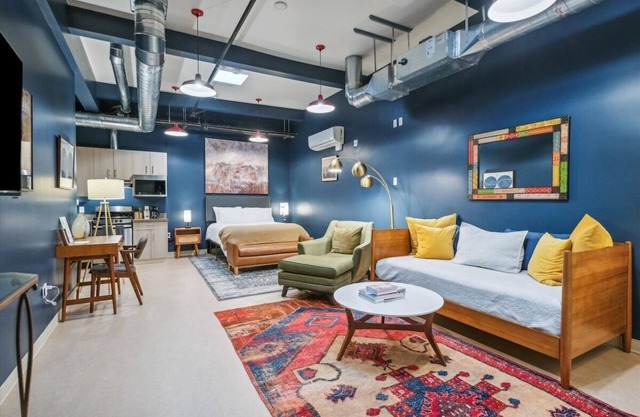 Skylit Industrial Studio – No Windows, Ultra Quiet + Full Kitchen