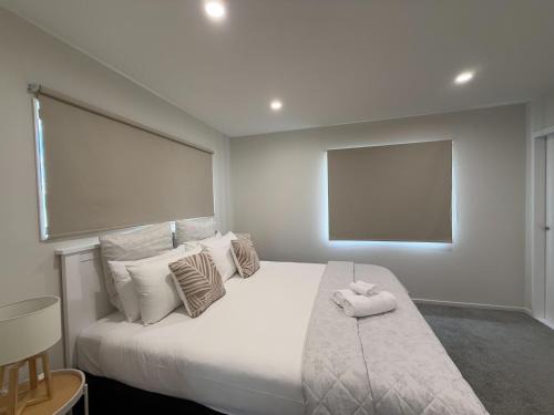 SkyStars Brand New Skyline Haven