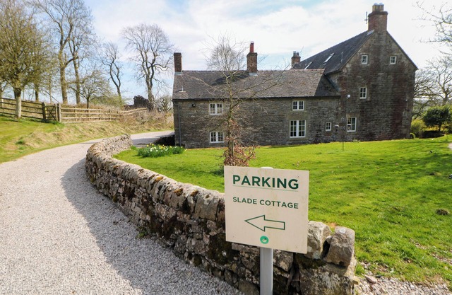 CASA DE SOPORTE, admite mascotas en Ilam, Staffordshire, Ref 998681