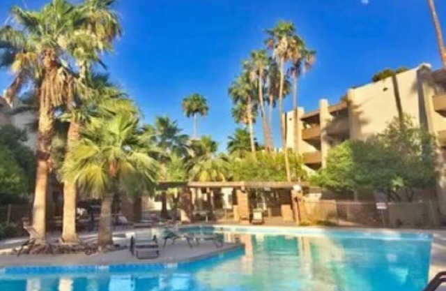 Sleek and Elegant Gem in Old Town Scottsdale