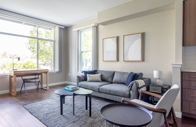 Sleek Mountain View 1BR w/ Gym, Pool, near Shops, Transit, by Blueground