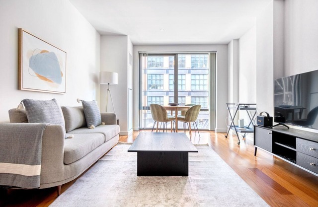 Sleek North Station 1BR w/ W/D & Gym, near TD Garden, by Blueground