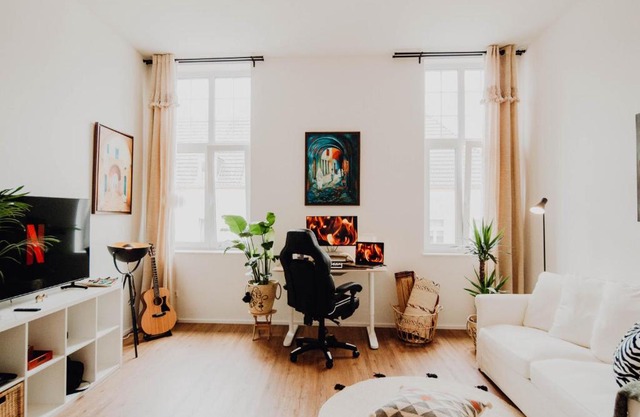 Sleek Studio minutes away from Deutsches Eck