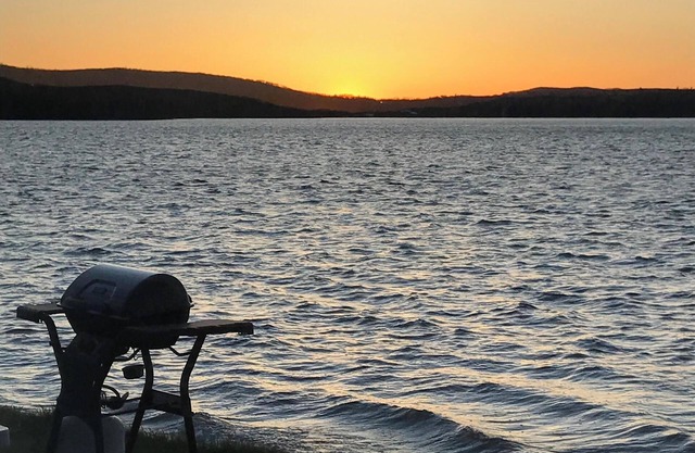 Sleeping Bear Dunes Cottage en el lago