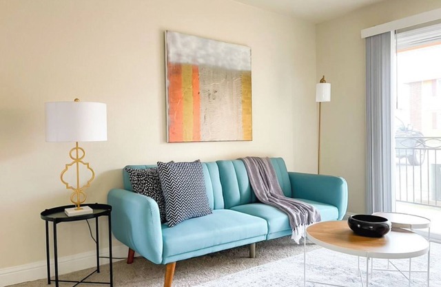 Sleepover: Superior 1BD/1BA + Gym & Pool - OKC