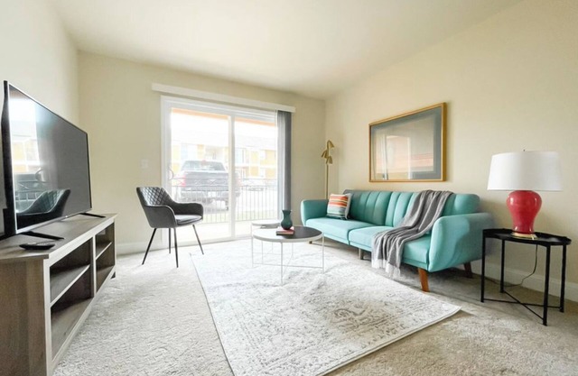 Sleepover: Vivid 1BD/1BA + Gym & Pool - OKC
