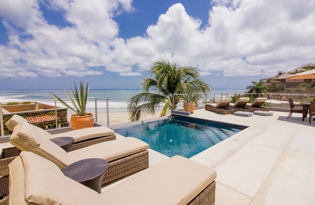 Casa en La Playa, Oceano Pacifico Surfing, (golf a minutos)