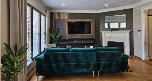 Sleeps 10 Pet & Family 4br Stay Near Hospital