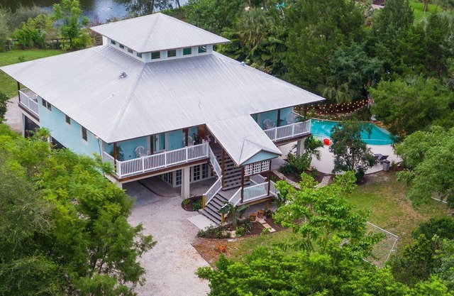 Duerme 15! Hidden Bleu Tropical Mansion en Private 1+ Acre!Piscina climatizada con tobogán!