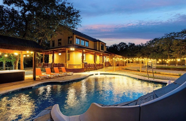 Coming Soon: Lone Star Courts and Sports