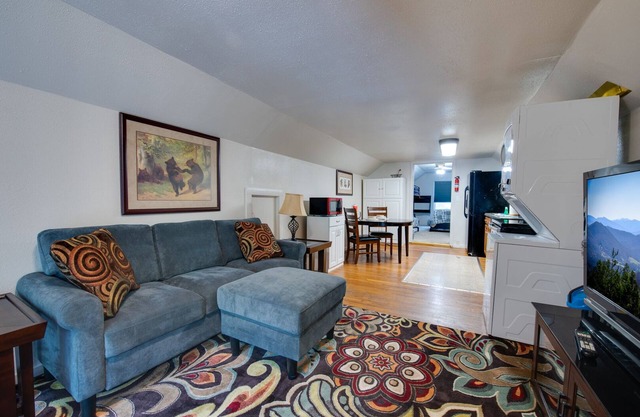 Disponible para estancias largas! En I75 salir 110 - Pregunte por el descuento de Super Duper