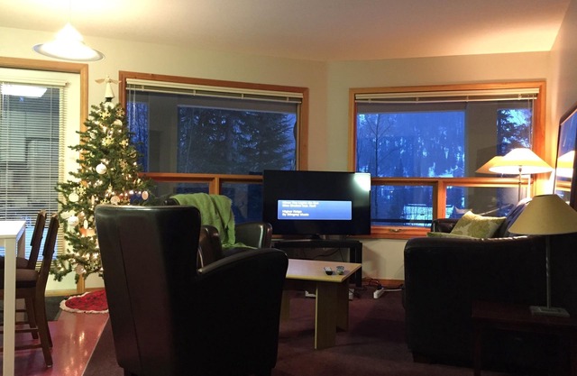Sleepy Hollows Chalet Down (en Sun Peaks Resort)
