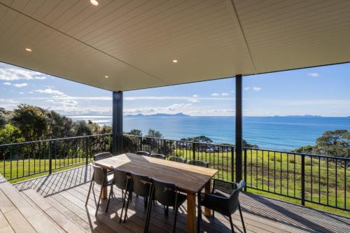 Slice of Paradise - Waipu Cove Holiday Home
