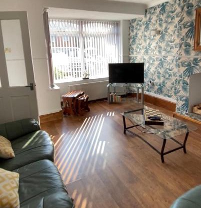 Slick Space for a Wigan Stay - Close to M6 JCT 26