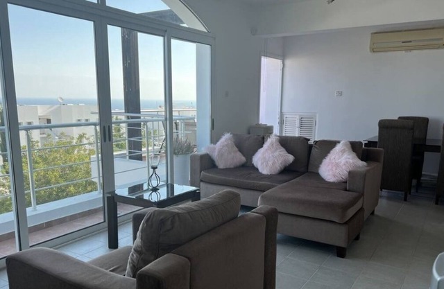 Slimline Retreat Penthouse