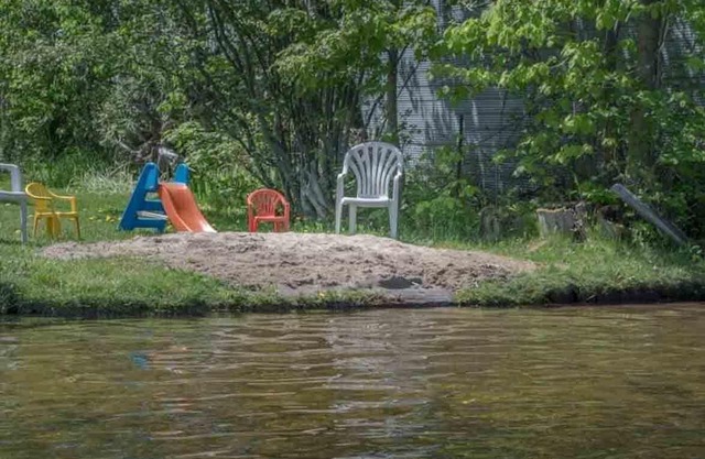 Slip Away - Affordable 3Br Cottage w/ Sand Beach & Great Swimming