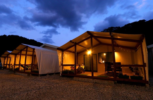 Sloth Glamping