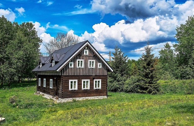 Sluneční vršek by Interhome