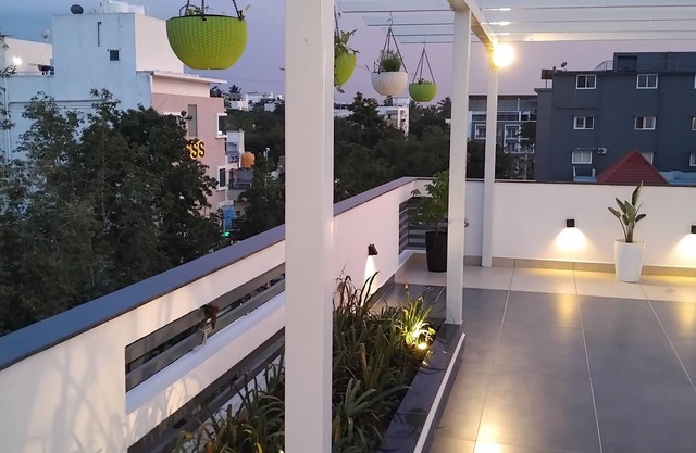 SLV Aashraya Apartment Stay