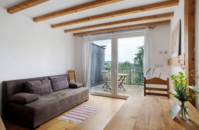Apartamento 'Kleine Wohnung' con balcón y Wi-Fi