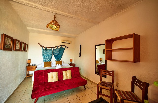 Habitación a pie de playa en Pequeño Hotel Privado, Pacifico mexicano