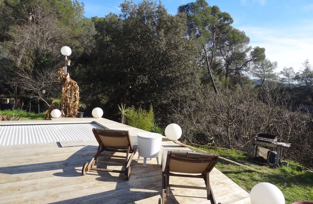 Small paradise between sea and mountains (many exchanges with great comments)