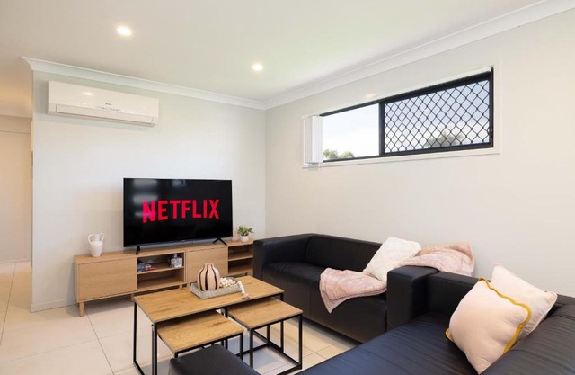 Smart Suites Self Check-in Apartments - Rocklea Station N