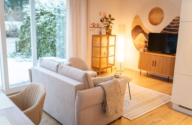 SmartFewo: Sea of lights | lakeside terrace | sauna - Residenz am kleinen Meer