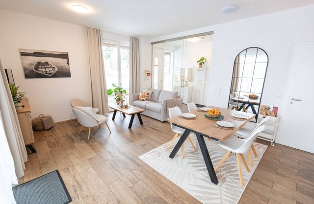 SmartFewo: Storm-free | terrace | sauna | park - Residence by the small sea
