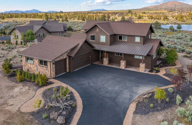 Smith by AvantStay | Magnificent Home Located In The Brasada Ranch Community!