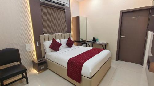 Smooth Checkin by Sion TriTon - Mumbai