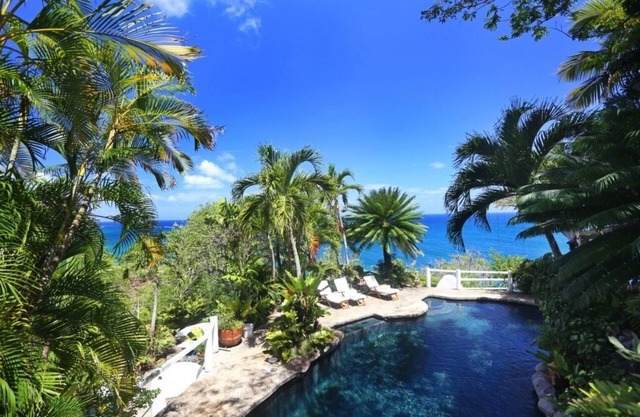 Smuggler's Nest - Exotic & Romantic Villa 2 Bedroom Villa by RedAwning