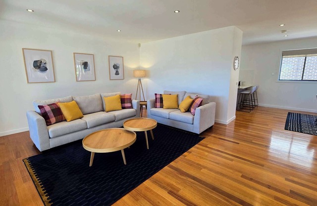 Snappy Springvale 3 Bed House
