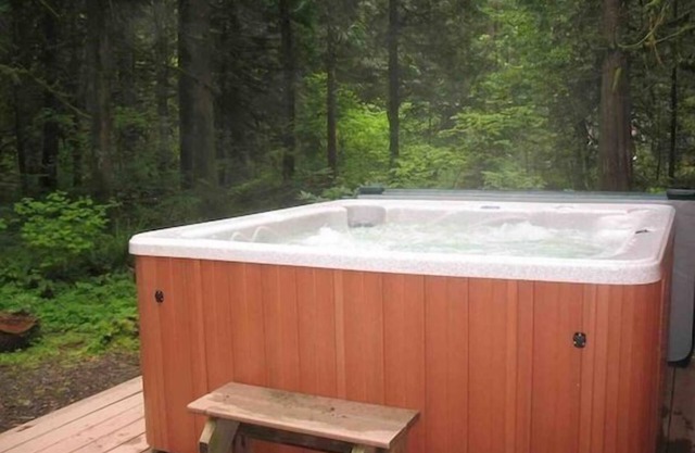 Deriva de la nieve Cabina Hottub Wifi perros de bienvenida