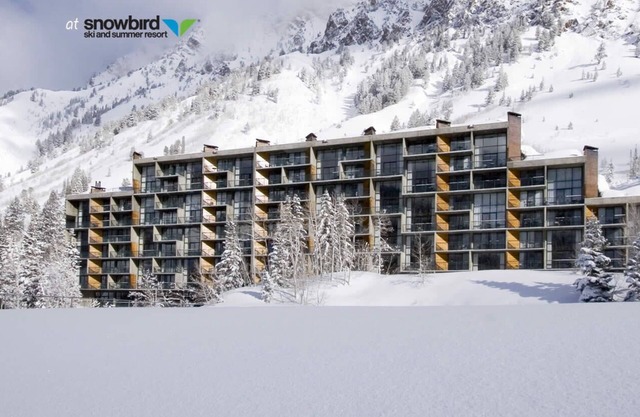 Snowbird-Iron Blosam Lodge: Timeshare Unit 601. Available Jan. 10-17.