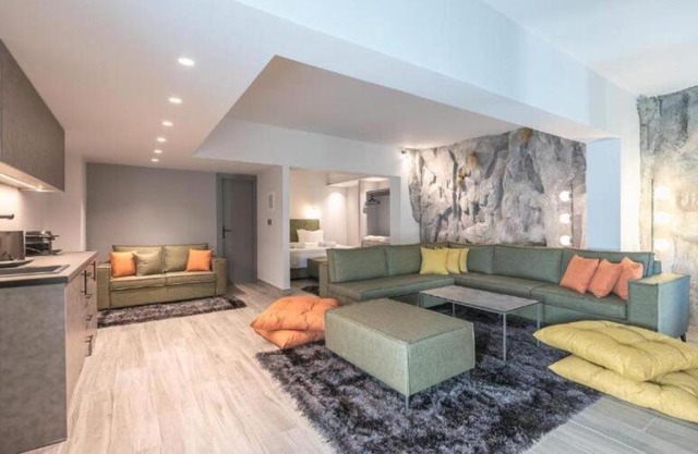 Snowglory Boutique Hotel