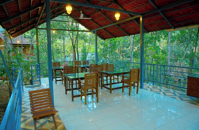 SnowHills Resorts