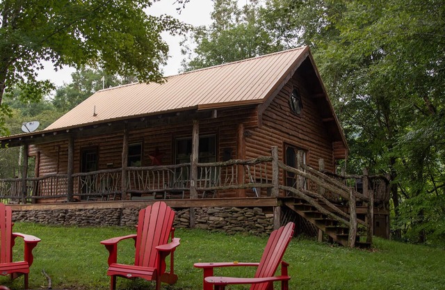 Snowshoe Log Cabin - Dancing Star