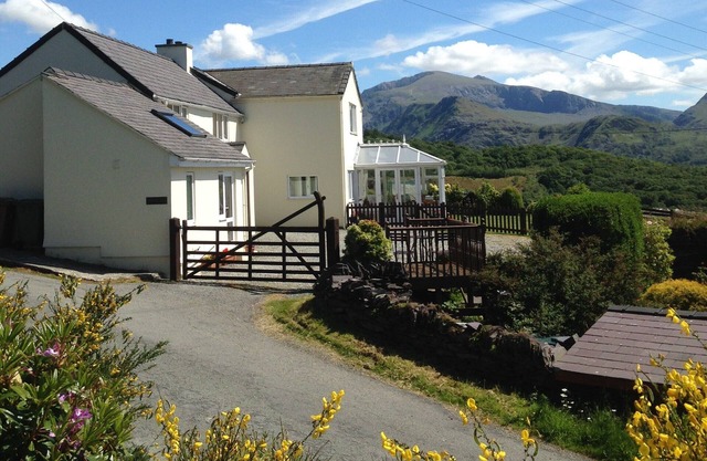 Snug Cottage, calefacción central con envidiable Lago Y Massif Snowdon Vistas