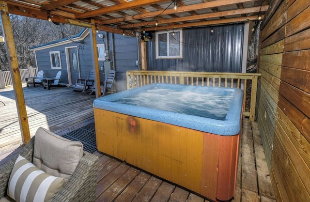 Soak with a View! - Angel Eyes View