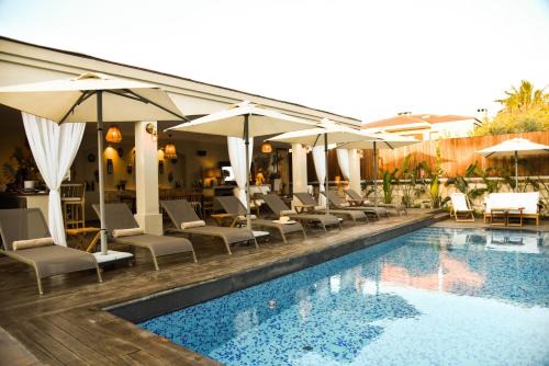 Soas Suites