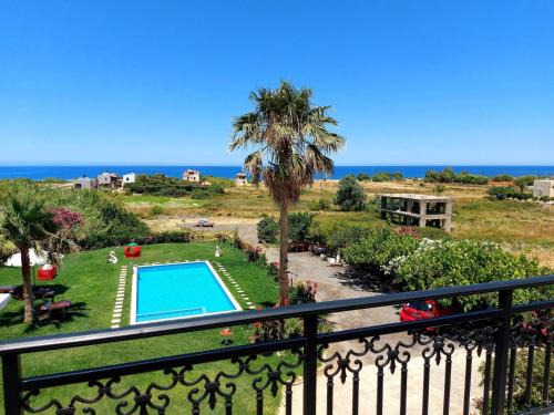 Socrate's Apartment's with Share Pool
