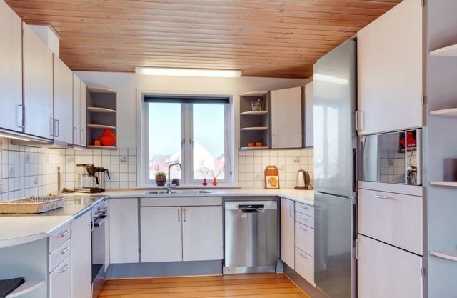 "Sofi" - 400m from the sea by Interhome