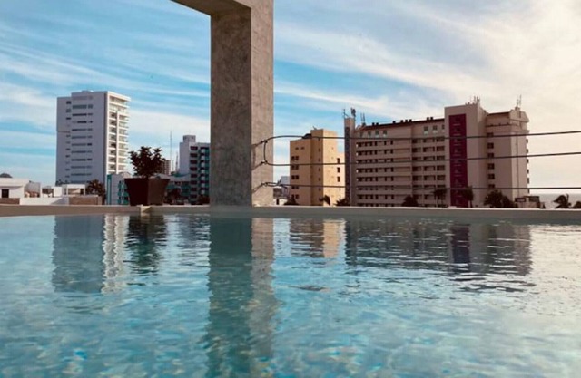 Soho 12 Departamento a una cuadra del malecón