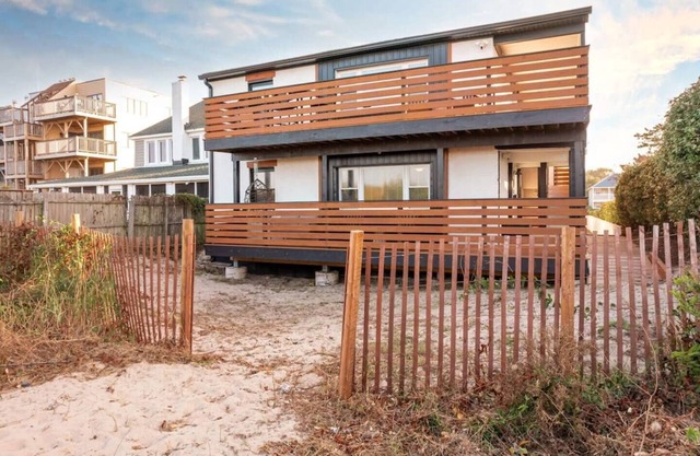 Sojourn 2 BR Beach Side Bliss Tide Suite